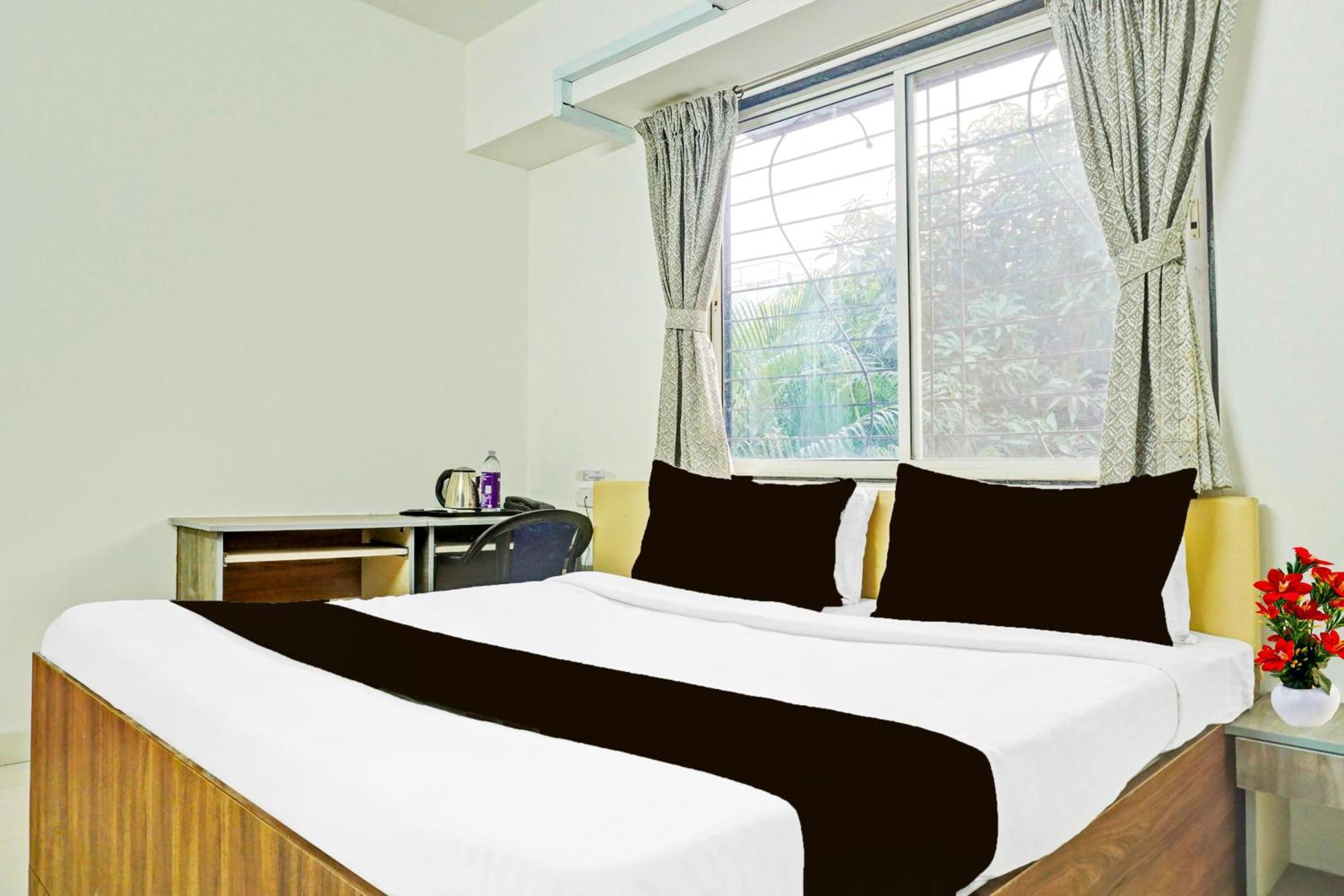 Super Collection O Baner Formerly Seven Hills Dāpuri Εξωτερικό φωτογραφία